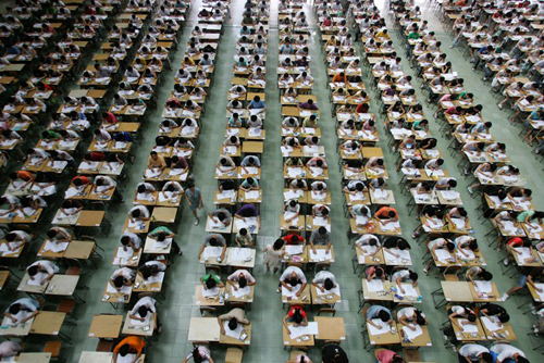 Khốc liệt kỳ thi đại học tại Trung Quốc ảnh 3